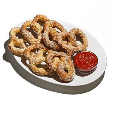 Why can my local <a href="/MellowMushroom/">Mellow Mushroom</a> not make pretzels like they are pictured? I’ve been looking forward to these pretzels!