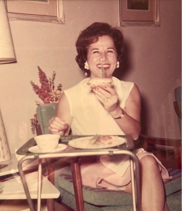 briar_cliff's tweet photo. From all of us at BCU, we want to wish a very happy birthday to Rose Mary Rizk DeGrasse who turns 110 years old today! 🎂 An alumna of 1934, she left a legacy at Briar Cliff for many to follow. We wish her continued good health and happiness for years to come! https://t.co/aKEuJNVdLr