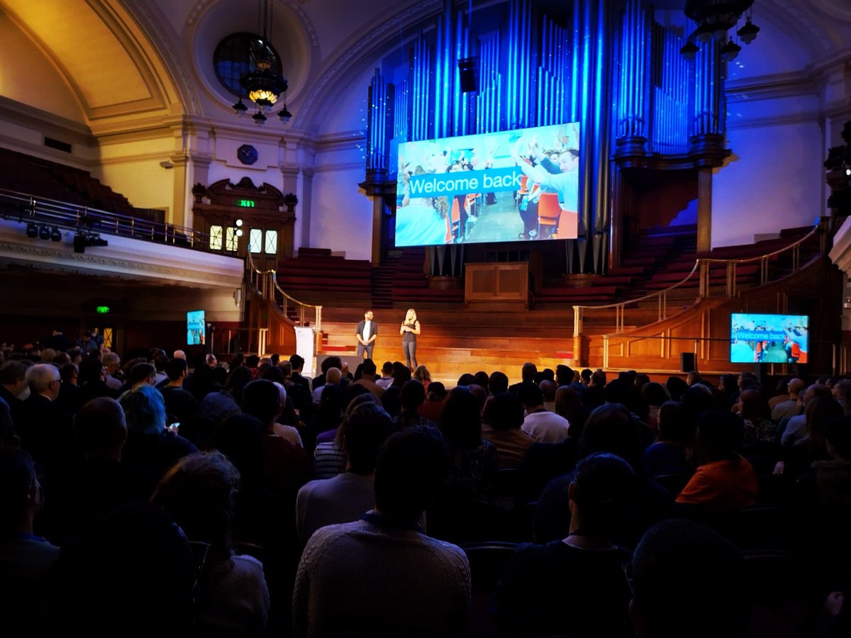 Rosa Emerald Fox tweet media