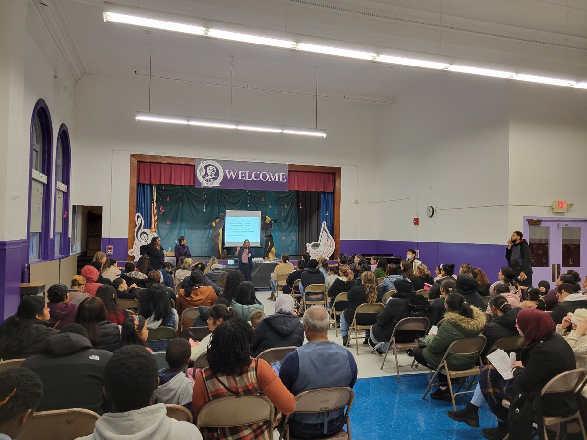 DrVBWyatt's tweet photo. Ella Fitzgerald Academy 1st Open House was a complete success! #ELLAProud 💜💜
@Cynstarr31 @SuptQuezada @DrF_Hernandez @YPSMathDirector @RcollinsJudon @YonkersSchools https://t.co/bSYVJ7s741
