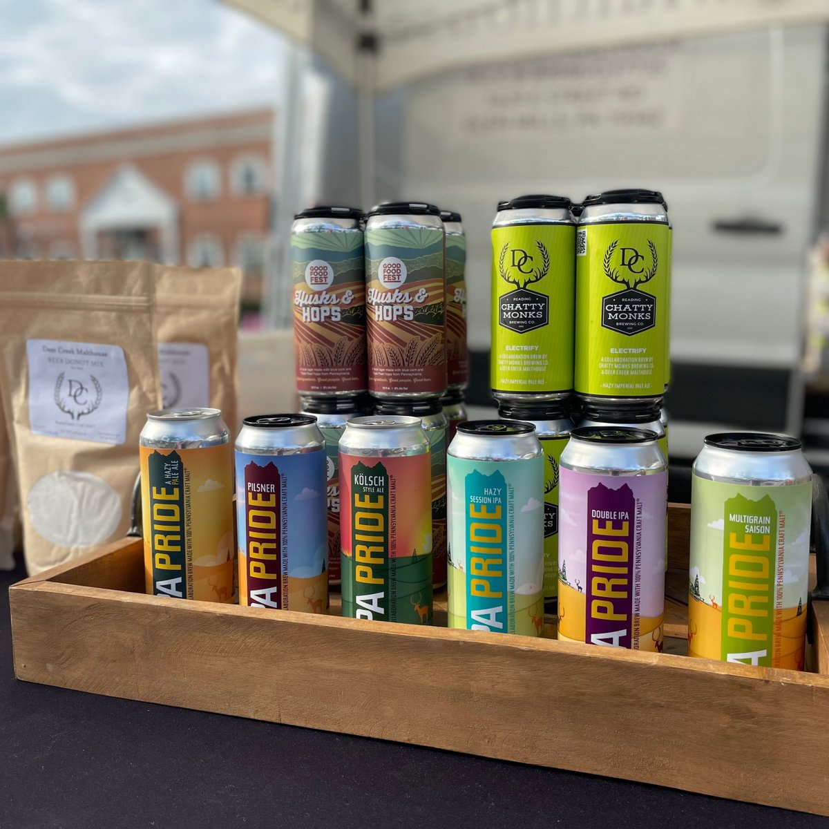 This weekend find us at Fairmount, Bryn Mawr, Phoenixville, and Media farmers' markets to snag brews, Barley Tea, and malty ingredients and baking mixes. Shop to pre-order at loom.ly/_YNEvM4. #pacraftmalt