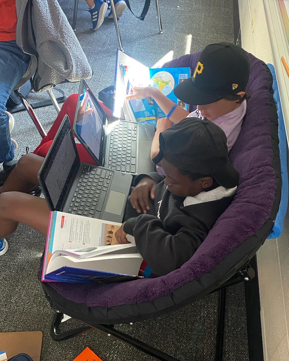 LinkLions's tweet photo. Tap in Tuesday! The sixth graders in Mrs. Brey’s class were hard at work learning about ancient civilizations! #weare54 #linknextlevel #socialscience https://t.co/HDw6bf50lR