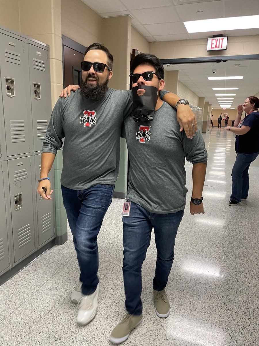 THS_ELA's tweet photo. We are a wish that came true TWICE! @THS_Tigers @TravisHS_Stuco #TwinDay https://t.co/NnlXvIav1T