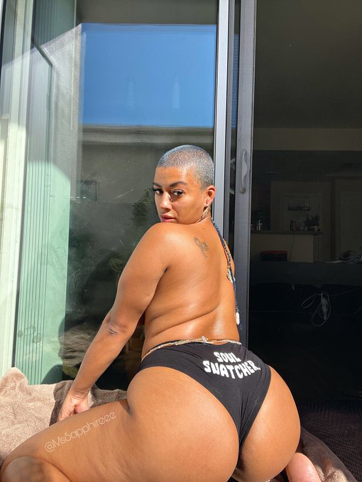 Sapphire the Soul Snatcher 😋😈 https://t.co/b9GVyFF3s4<a href="/tag/wcw"class="tags"><span>#wcw</span></a>