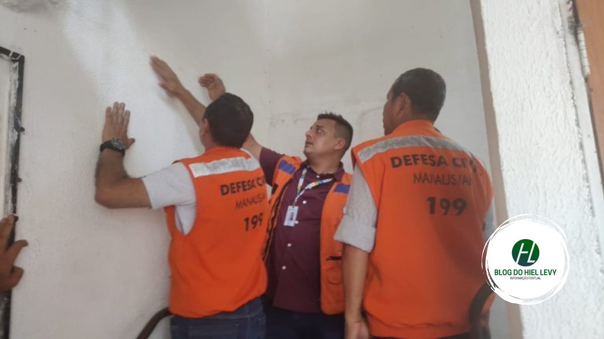 blogdohiel's tweet image. Moradores do Viver Melhor sentem tremor e chamam a Defesa Civil, temendo que prédio ruísse, mas nenhum abalo estrutural foi encontrado

Leia em: blogdohiellevy.com.br/moradores-do-v…

#tremor #DefesaCivil #Semseg #ViverMelhor