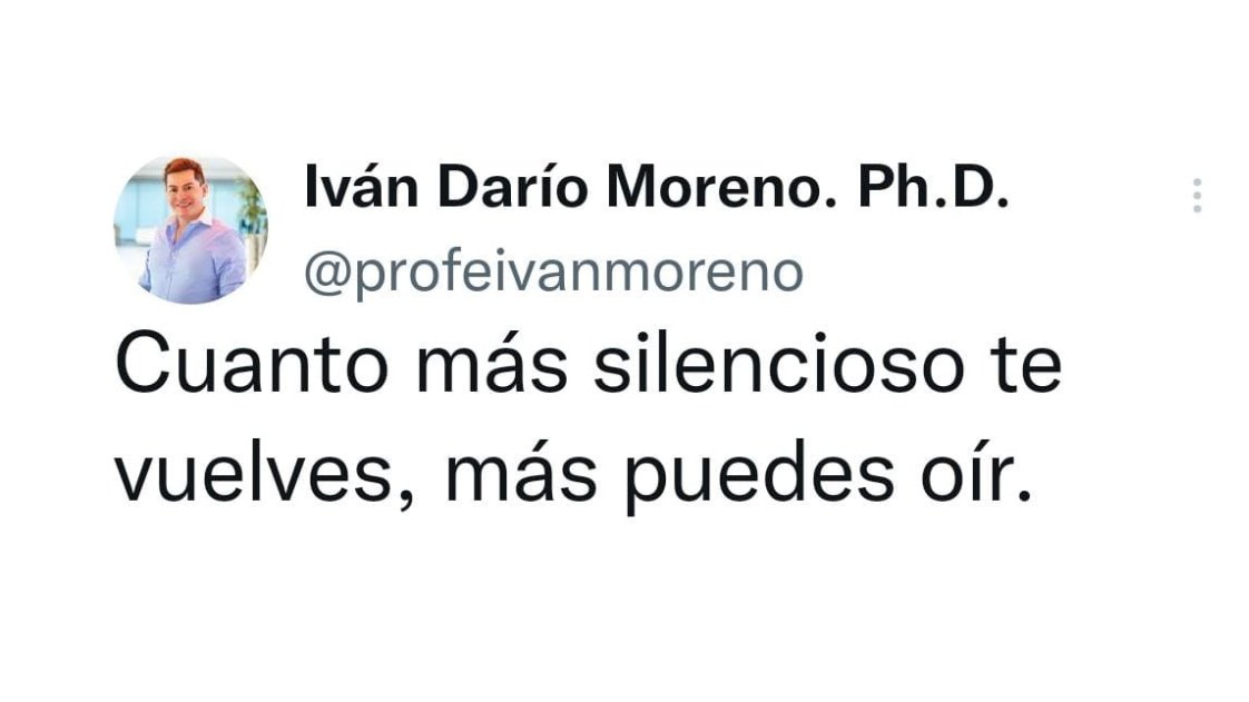 ¡Feliz miércoles!🌤
Me gustaría que me dijeran por qué les parece importante escuchar🤗
Yo les diré una: escuchar otras voces además de la nuestra es el inicio de un hermoso camino hacia la empatía, además de ser fundamental para nuestro crecimiento intelectual.
¡Ahora ustedes!😁