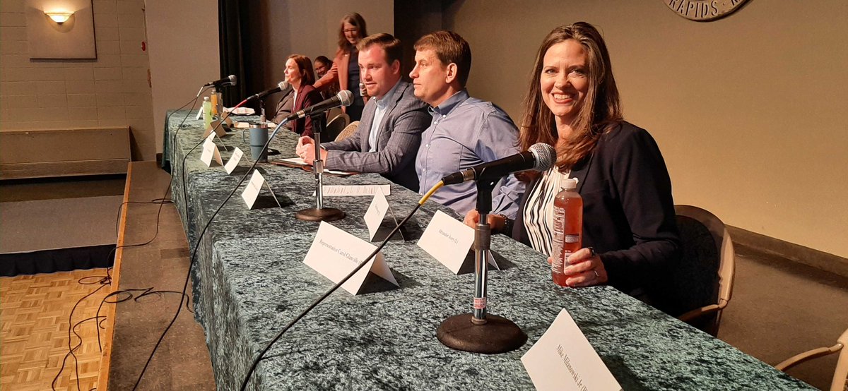 MichiganLCV's tweet photo. At our W. MI candidate forum, Residents are hearing from candidates on their positions when it comes to protecting our air, land, water and health. Hosted by: @naacpgr Dominican Sisters Grand Rapids @ClimateWitnessP Citizens climate lobby GR, @AquinasCollege Republicans https://t.co/YVkvAVwEi9