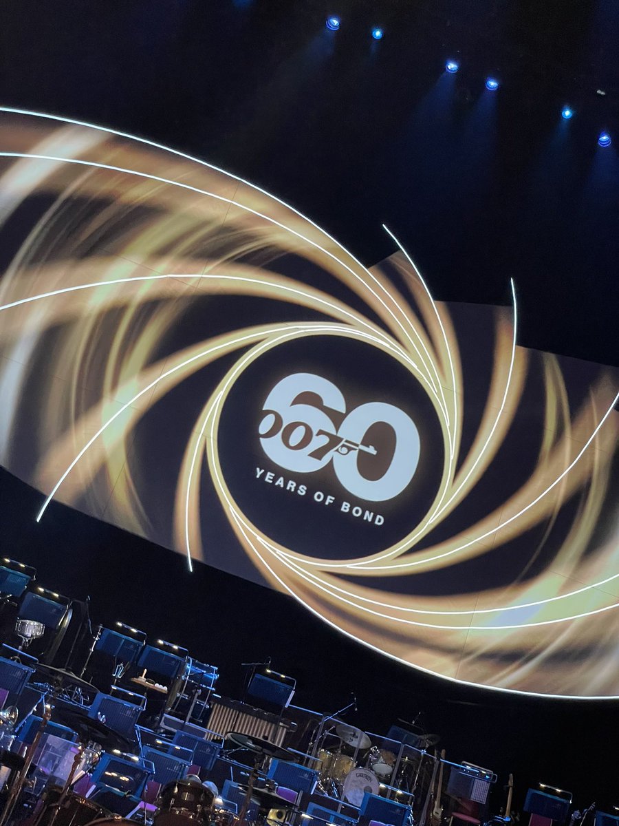 Moment of the night for me has to be <a href="/DavidGArnold/">DavidGArnold</a> and <a href="/HansZimmer/">Hans Zimmer</a> jamming together with Cuba Chase. What were your favourites moments? #TheSoundof007 #007