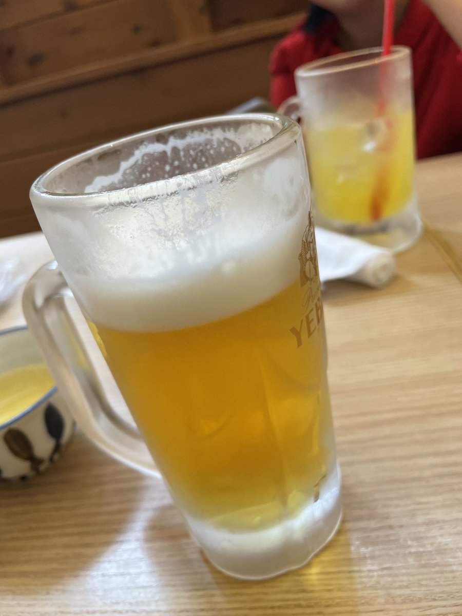 Fam1025's tweet photo. 死ぬよ。娘よかったね。
#NiziU_Ligit_it_Up #NiziU神戸 

受付番号既に5番やけど、
ランダムなの、、？😆 https://t.co/eBtxLMKtEK