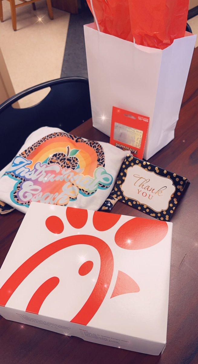 Ms_Tee_Dee's tweet photo. Last few weeks have been quite challenging. Rough morning… then this happened.
Shoutout to my TJMS colleagues and admins for the IC appreciation gifts. They know me so well.🤗😁🎁 #myeyestho #tiredboss😣 #allmyfaves🤗🤗 #instructionalcoachesday
@PappasitosTXMEX🍹@Pappadeaux🍹 https://t.co/ZzWtAwXTKA