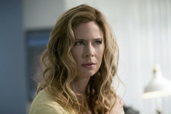 Happy birthday to Anne Dudek, who played physicist and Team Flash ally Tracy Brand in \The Flash.\ 