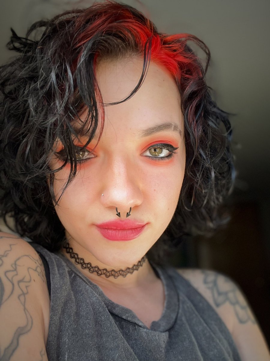 Hi