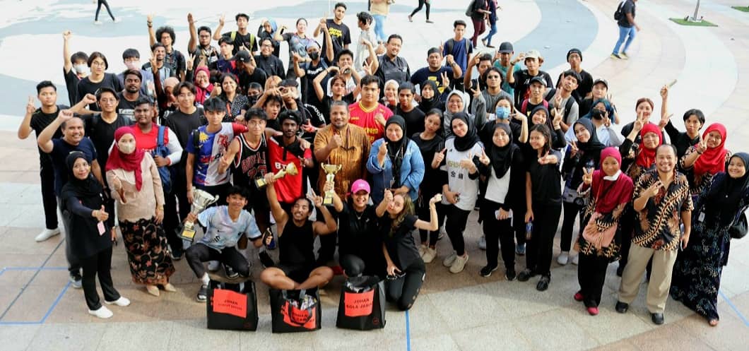 MSUcollege's tweet photo. Let’s join us be #MSUrians 😉
For more details, please contact us
☎️ 03-55216789
📱 018-3520871 / 014-726 6778 📲https://t.co/Z7OVWDC1lu
#collegeactivity
#MSUcollegeshahalam
#MSUmalaysia
#YayasanMSU https://t.co/QIiWtUsgKn