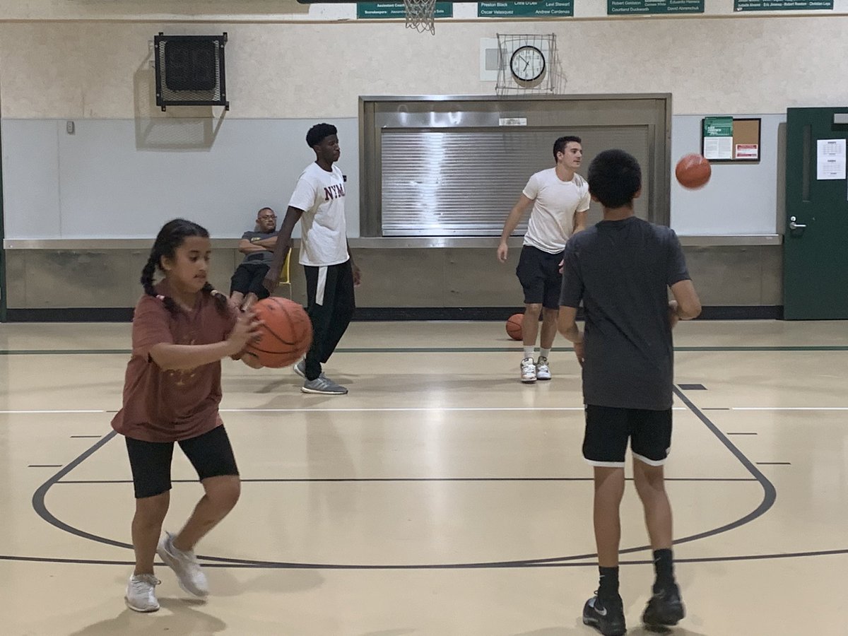 Great way to end the Night!! Hard work in the classroom and on the court!! Student Athletes <a href="/Ju_phipps3/">Julio Phipps</a> <a href="/Ajabrams_13/">Jake Abrams</a> <a href="/CoachAFermin/">Amaurys A. Fermin</a> <a href="/ElijahSterling_/">Elijah Sterling</a> @a_madassalia <a href="/PCollegePirates/">Porterville College</a> @PC_PiratesMBB