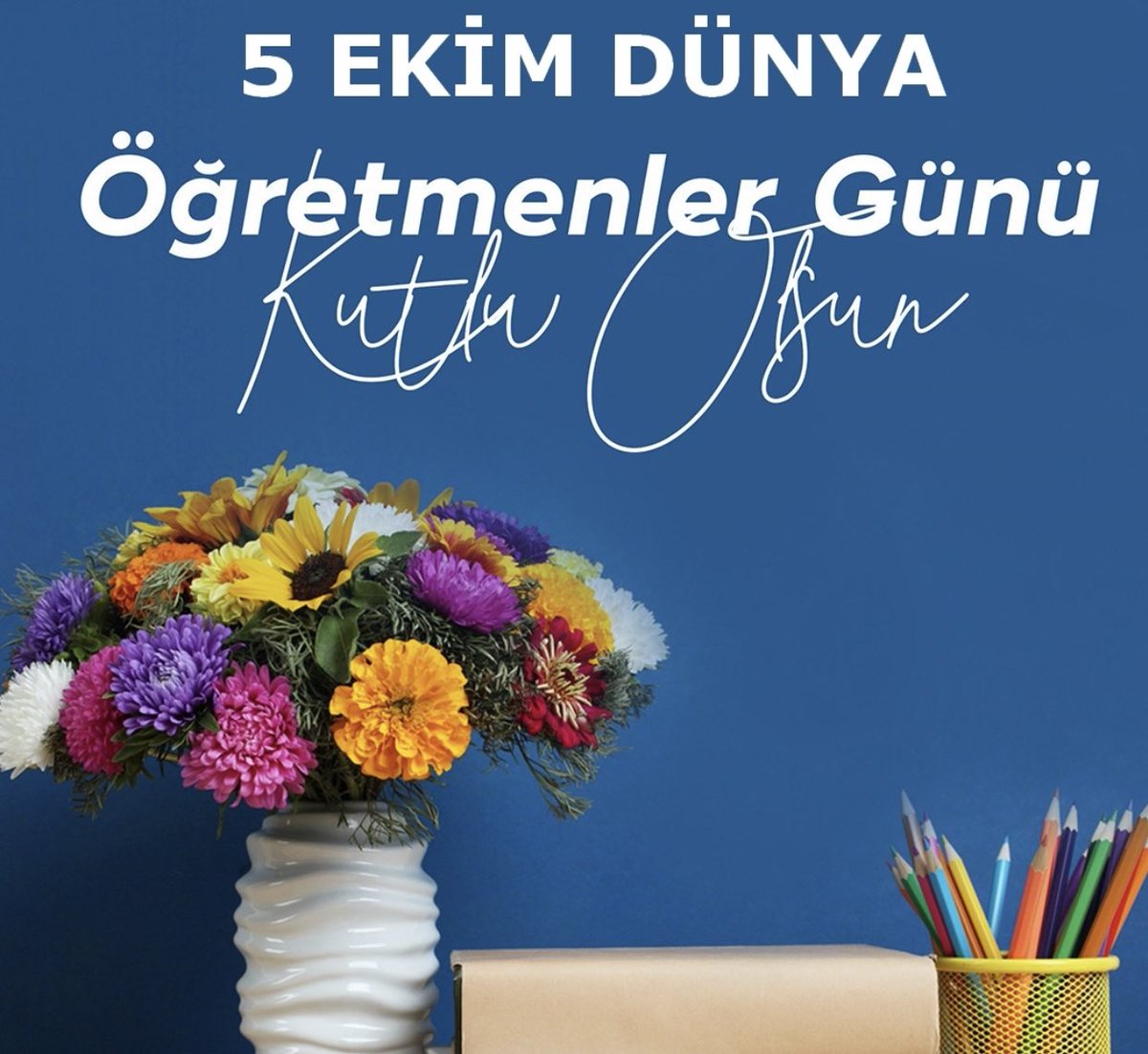 Eğitimde DÖNÜŞÜM Öğretmenle başlar .. Öğretmenlerimizin hakettiği değeri alması dileğiyle #5EkimDünyaÖğretmenlerGünü 'nü kutlarız. .@alibabacan .@devapartisi