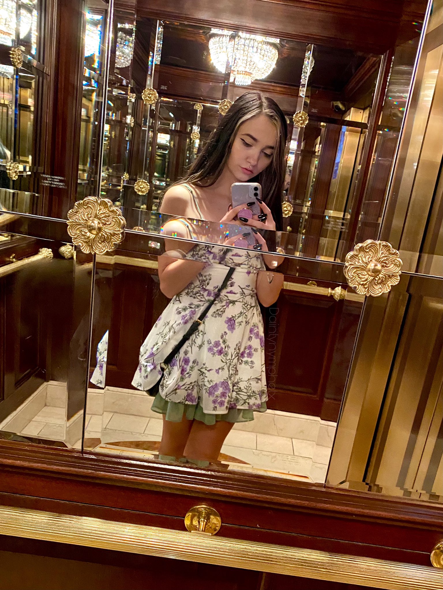 Nym 🌱 on Twitter: "Online in 30 for a hotel stream! 😌 https://t.co ...