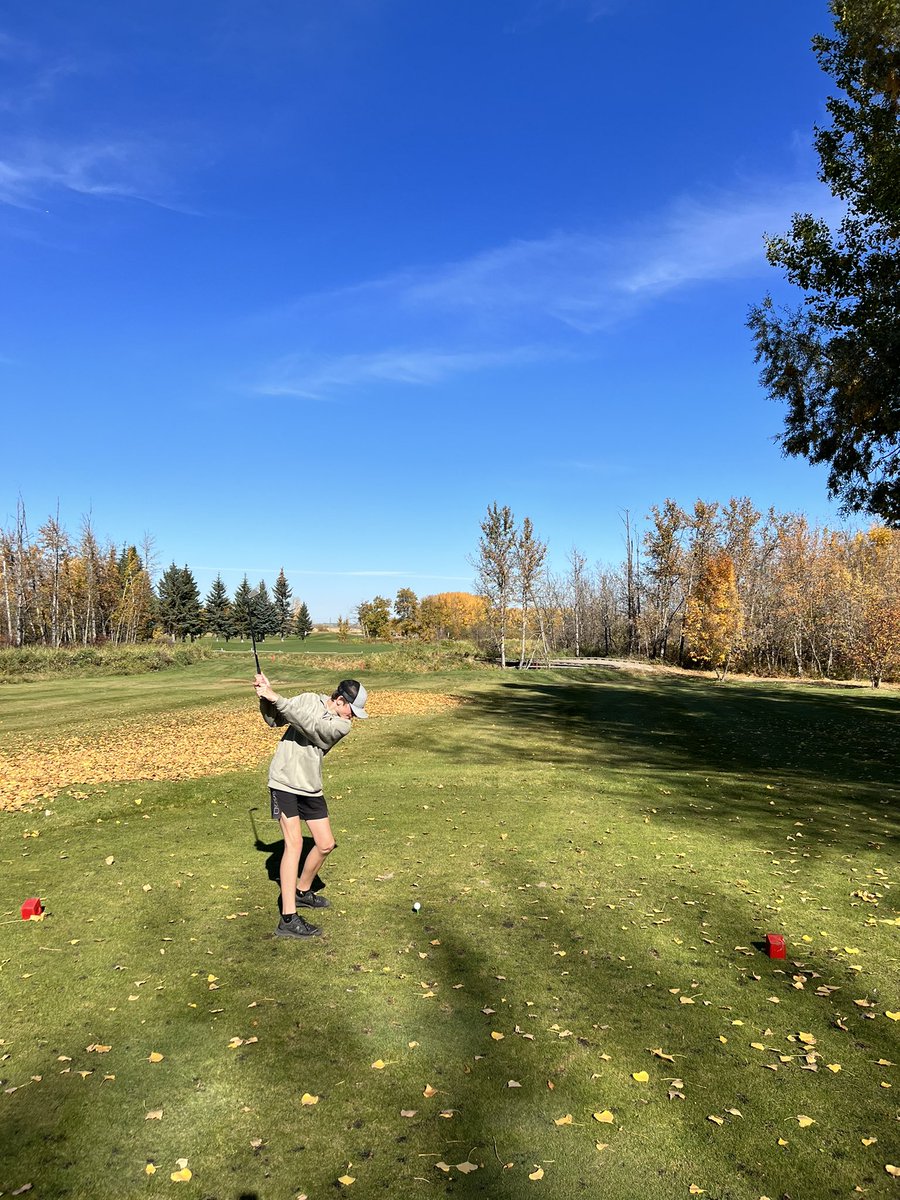 Great day on the golf course with these <a href="/Crestomere/">Crestomere School</a> Cougars. Proud of R winning the 1J girls golf banner for our school #principaldays