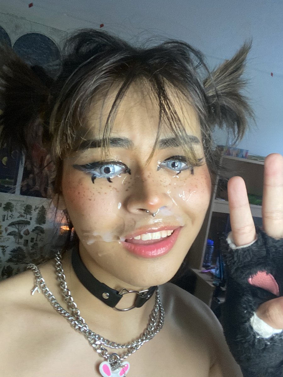 Kiyana Vi (@kianavi5): Yes, thats my own cum on my face. Watch it here:  ...