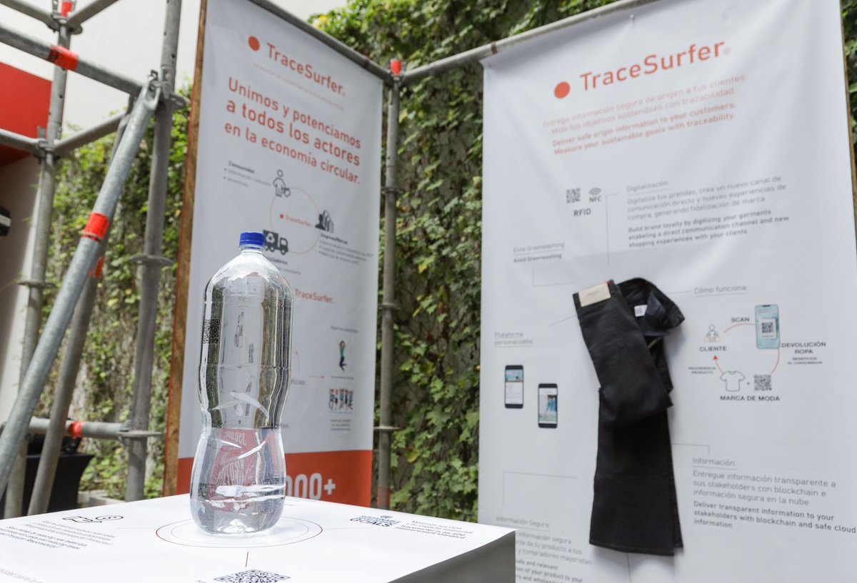 The <a href="/tracesurfer/">tracesurfer</a> team traveled to Lima, Peru as one of the 10 most innovative solutions in circular economy.
Thank you @EKLA_KAS and <a href="/ellenmacarthur/">Ellen MacArthur</a> <a href="/CircularLAC/">Coalición Circular</a> <a href="/circulareconomy/">Ellen MacArthur Foundation</a>