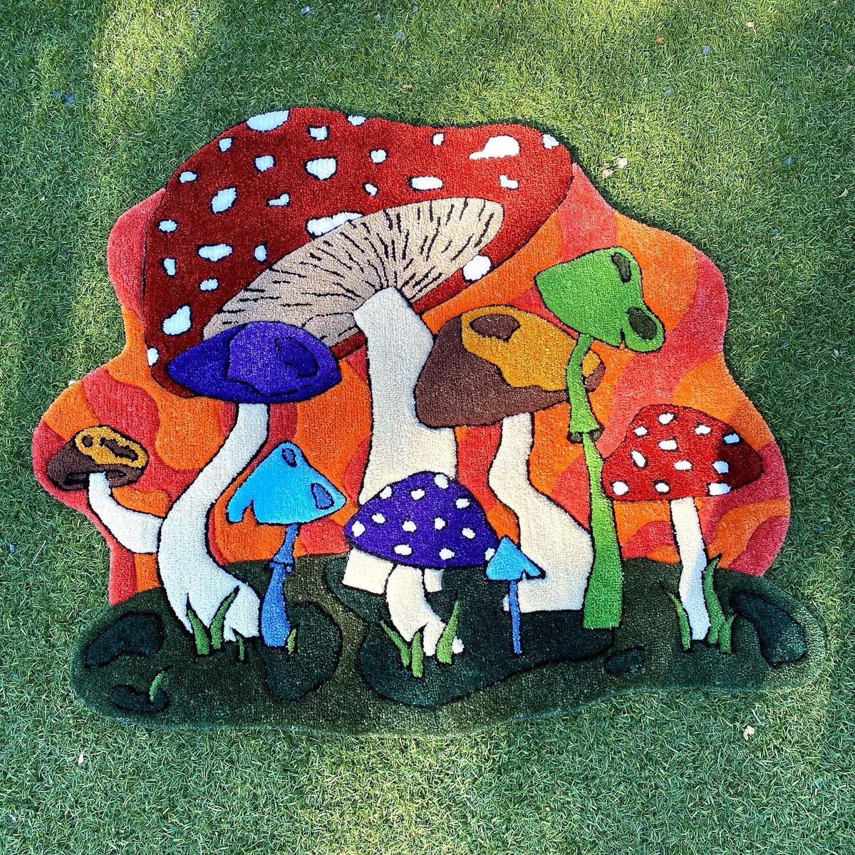 rugsbylin's tweet photo. 🍄mushroom family commission🍄 they’re so cute, i loves working on this design🥹 https://t.co/pozapfiF9G