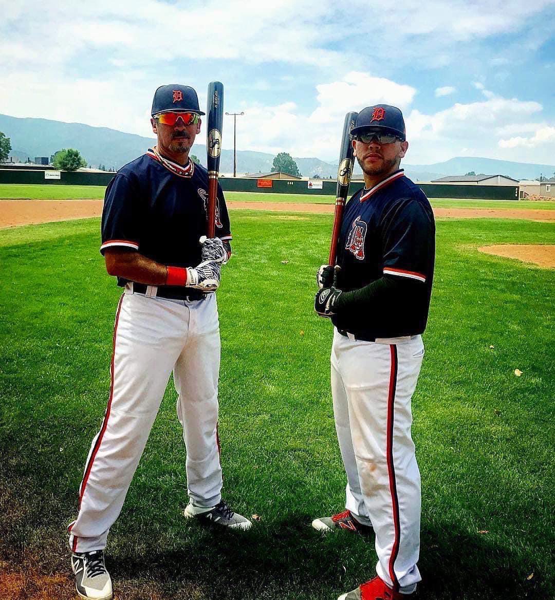 Santanabats's tweet photo. Haz que tu equipo también sienta el poder como los Taitans de Glenwood Springs en Colorado. #FeelThePoower #ProMaple #Personalizado
-Valley Baseball league ⚾️🔥✔️ https://t.co/K8V9vIgbva