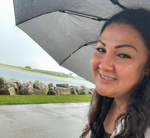 Aurora_Health's tweet photo. Guadalupe is using her role as a community health worker to connect people with resources while helping people feel a part of their culture. Read more: https://t.co/Pd5C5ZL8kk https://t.co/ovIsQtj2TI