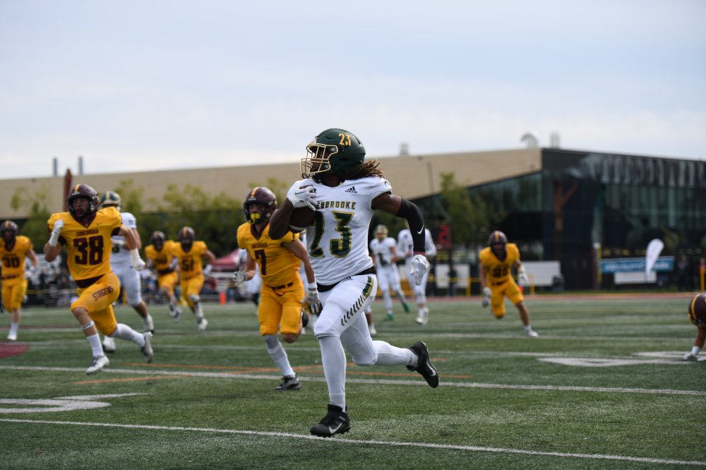 3DownNation's tweet photo. The Sherbrooke Vert et Or have cracked the U Sports top ten football rankings 🟢🪙
https://t.co/PRRLwBIeMZ
#Sherbrooke #VertetOr #USports https://t.co/BUyHDUxUwK