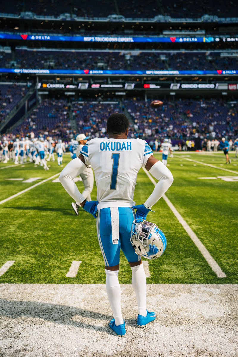 jordan_lundell's tweet photo. Vikes v. Lions ๐ธ #NFLLCC https://t.co/7obXwklxkl