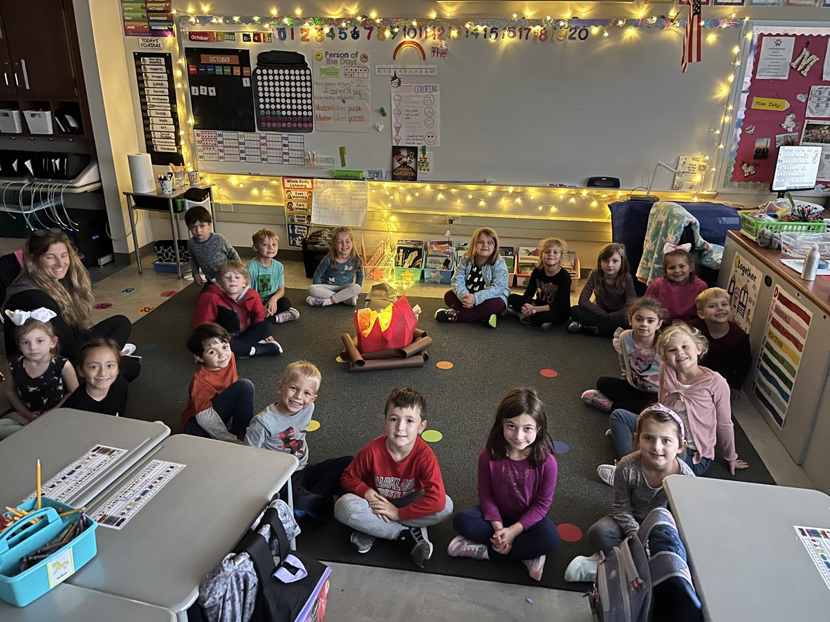 KratzerElem's tweet photo. Miss Zeky surprised her kindergarten students with a classroom campfire and story time! They loved it! 🥰 https://t.co/hLKNzxbRo1