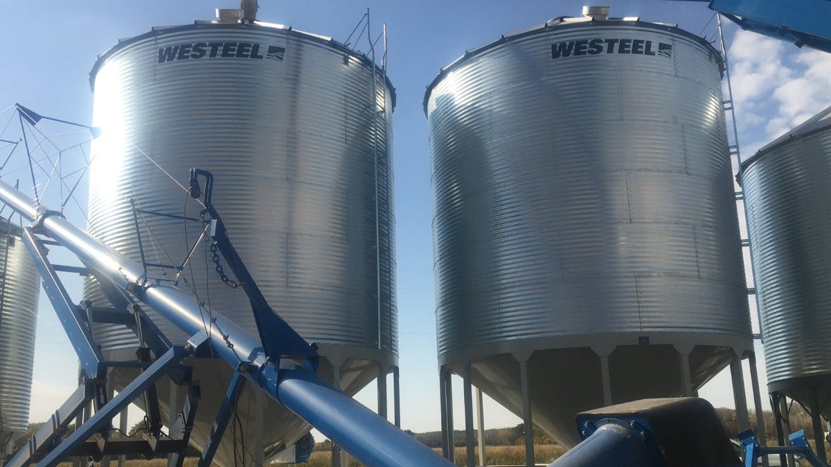 Raymond67630286's tweet photo. New pair of Westeel 2406 grain bins on Comte cones @shymmer33 @AgGrowthIntl @DauphinCoop #harvest22 #grainguard
We’re taking bin bookings for Summer’23. Book early and Save 💰
Contact Dauphin Coop Equip Team 204-622-6080 https://t.co/8rusmyWokR