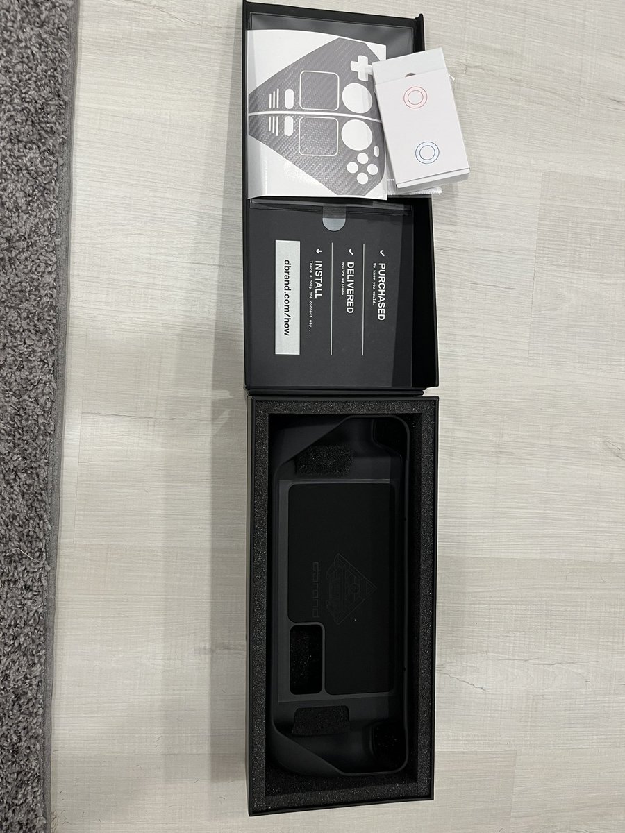 JLA_15's tweet photo. Time to get this puppy up and running💪🤟😎 @OnDeck #projectkillswitch @dbrand #dbrand https://t.co/ZKAzImEt46