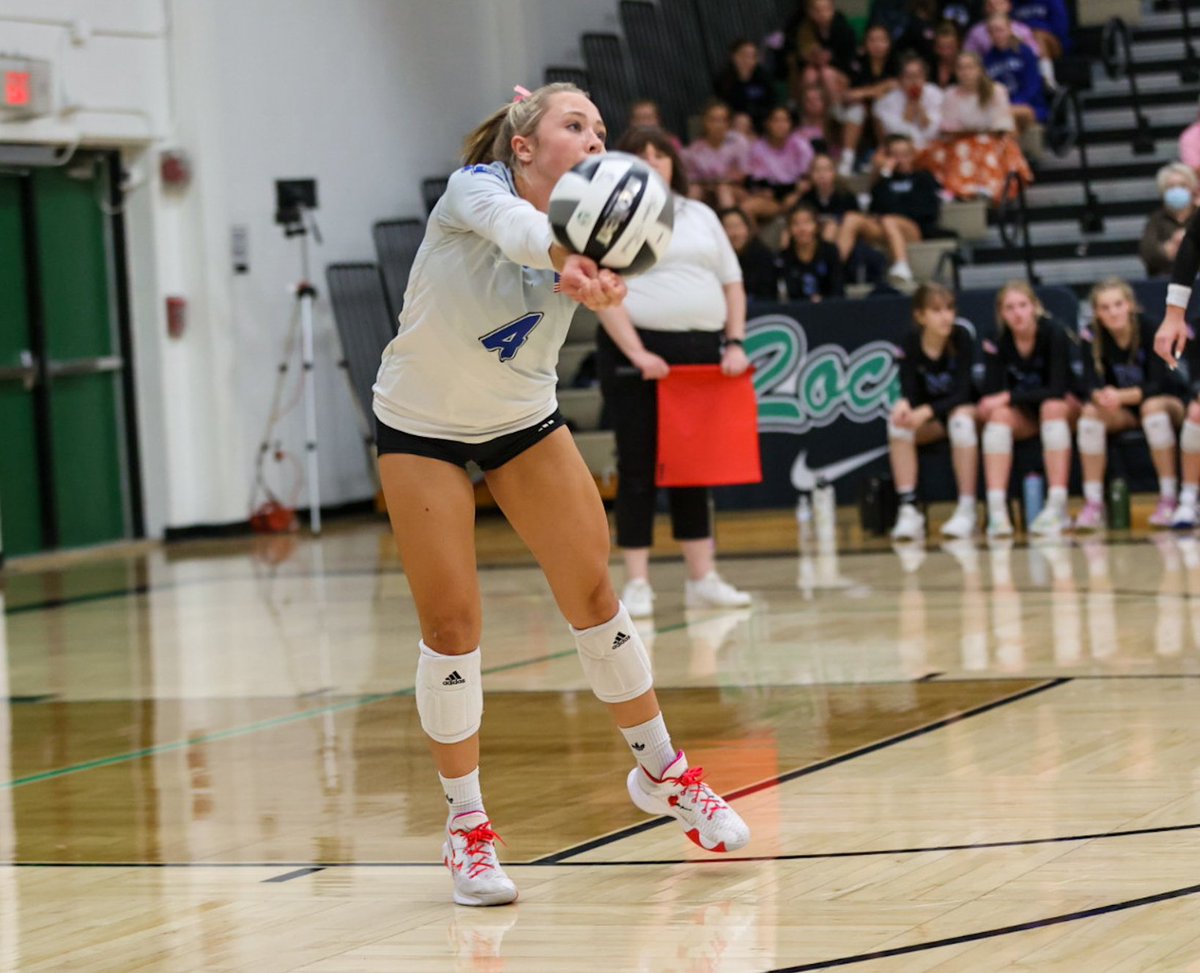 SportsPicsOhio's tweet photo. 🏐 🏐
Olentangy Liberty wins first set 25-22 against Dublin Coffman 
@libveebs @coffmanrocks @CoffmanVB @LHSAthleticDept @UlreyThisWeek @ThisWeekHennen @ThisWeekSports https://t.co/hEKPiyHOsR