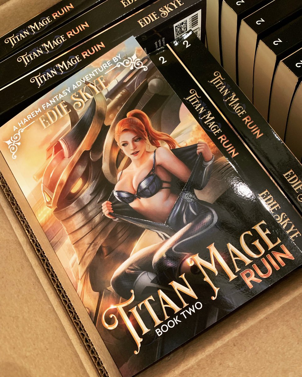 edieskyeauthor's tweet photo. OOOOO Look what came in today! 😄 #TitanMageRuin #PaperbackLove https://t.co/SeWdDaET6M