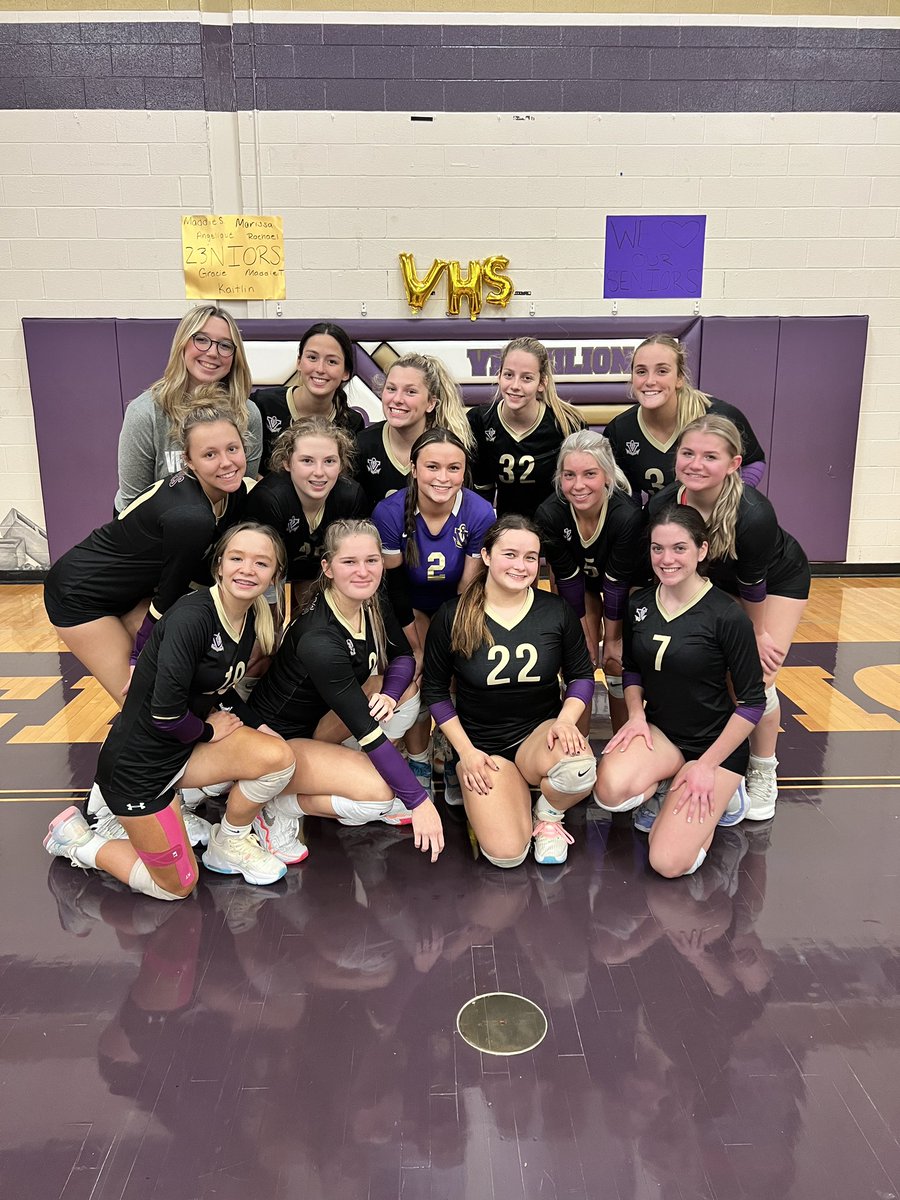 senior night sweep! 🧹