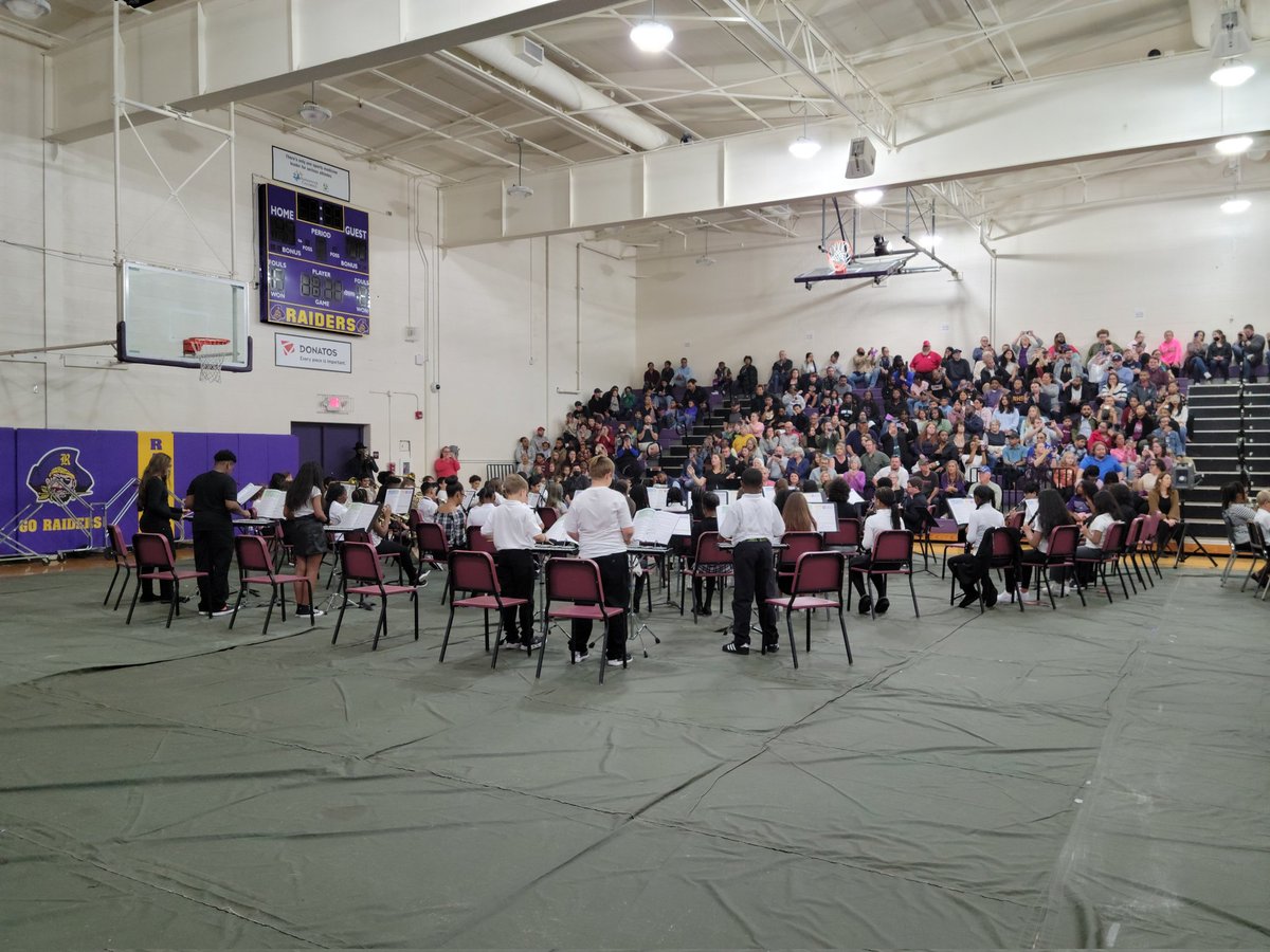 Wow! What a fun night, as always, for our 1 month Band-A-Versary Concert with our beginners! Well over 160 strong blowing the roof off the Livingston gym! #ReynProud #BeginningBand #BrightFuture #BAND <a href="/ReynSchools/">Reynoldsburg City Schools</a> <a href="/ReynHAMS/">Hannah Ashton MS</a> @WRMSWolves <a href="/SMBR_JuniorHigh/">SMBR_JuniorHigh</a>