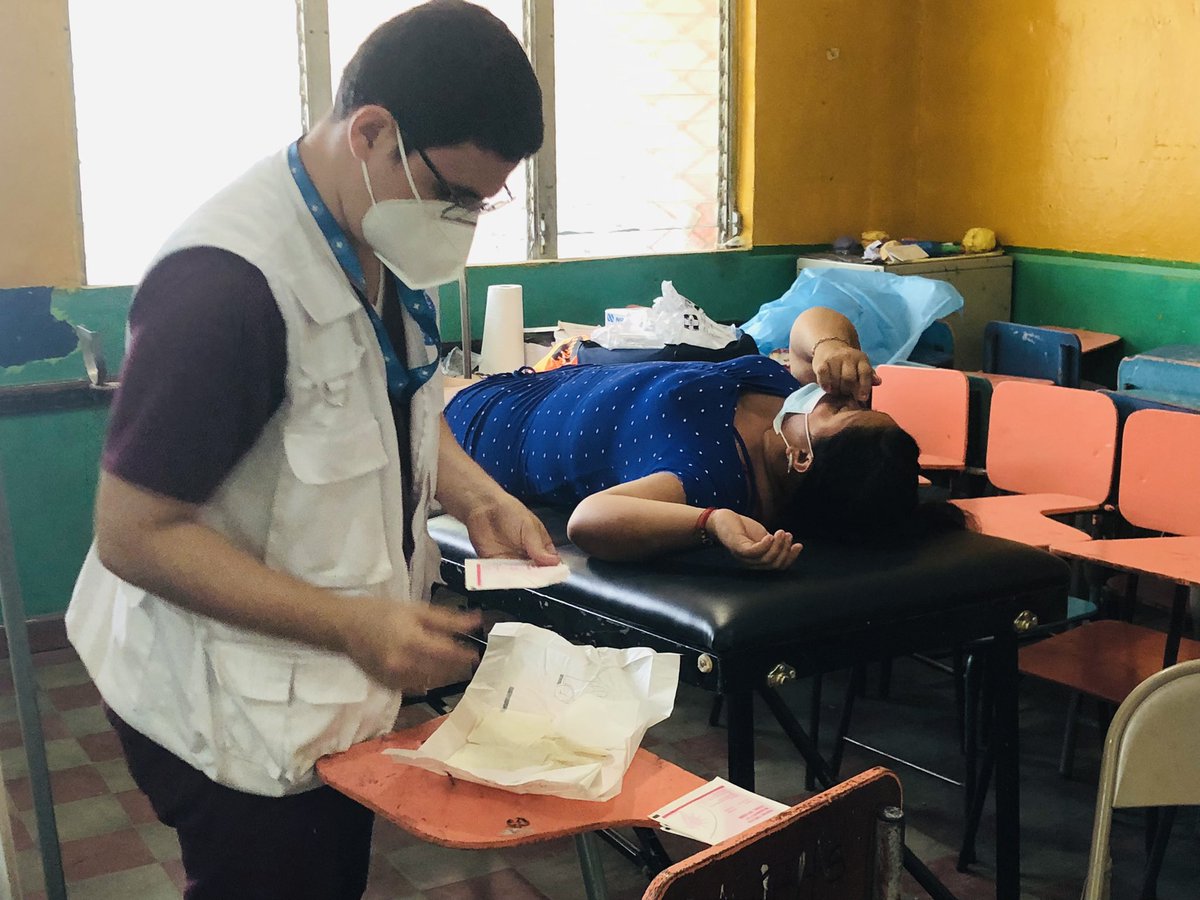 RSD_CORTES's tweet photo. Coordinación Salud Villanueva, Cortés realizó hoy Brigada Médica en la Escuela Manuel Bonilla con el apoyo de @MDMLatamyCaribe y @UNFPA_Honduras  donde se brindaron los servicios de Salud Sexual Reproductiva 
“Trabajando con Transparencia por un Sistema de Salud Diferente” https://t.co/GPeUt4tLRs