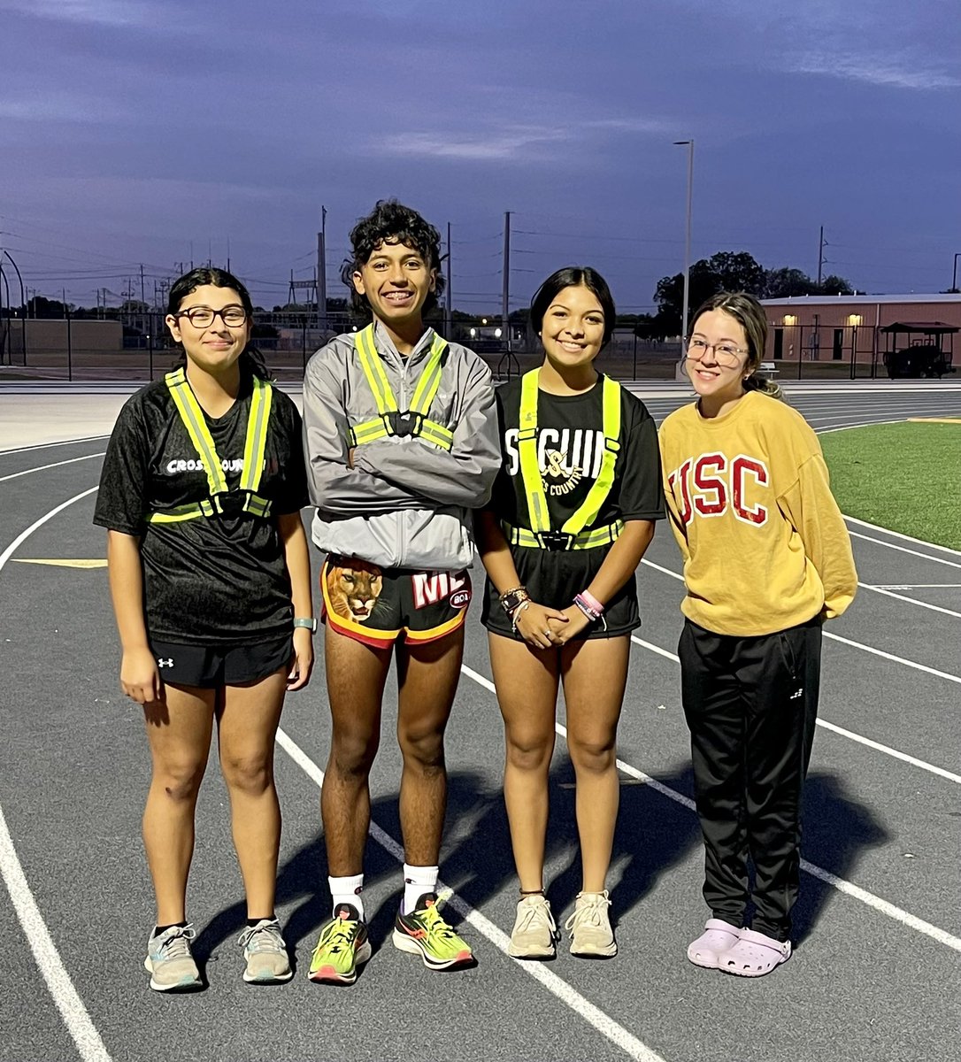 Seguin XC has every right to BRAG on the ACADEMIC SUCCESSES of our XC Team! <a href="/SeguinHSTx/">Seguin High School</a> completed the 1st Six Weeks &amp; these XC Student-Athletes not only RUN THE STREETS of Seguin but they RUN to their EXCELLENT ACADEMIC PERFORMANCE in the classroom!#oneheartoneseguin
