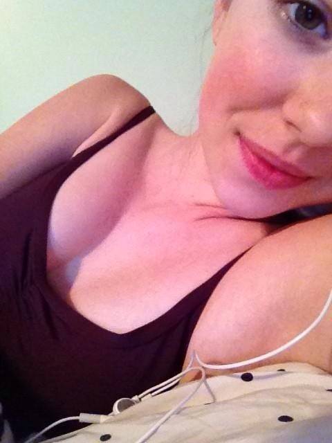 Princess_hot2's tweet photo. Can I send you nudie selfies?🥺
Or sell my dropbox sexting premium snap? https://t.co/P7aepDSP0a