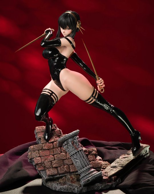 it’s finally coming! Yor cosplay for Patreon October rewards ?️?️?️

support me on Tier 50 to get the