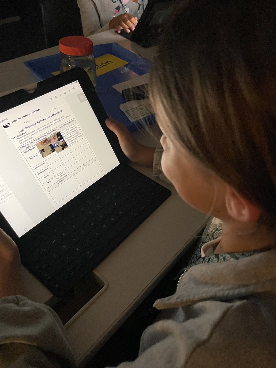 5th grade students <a href="/HicksElementary/">Hicks Elementary</a> investigating reflection and refraction, recording evidence with their iPad and embedding it into their digital notebook.<a href="/DigitalLISD/">LISD Digital Learning</a>
