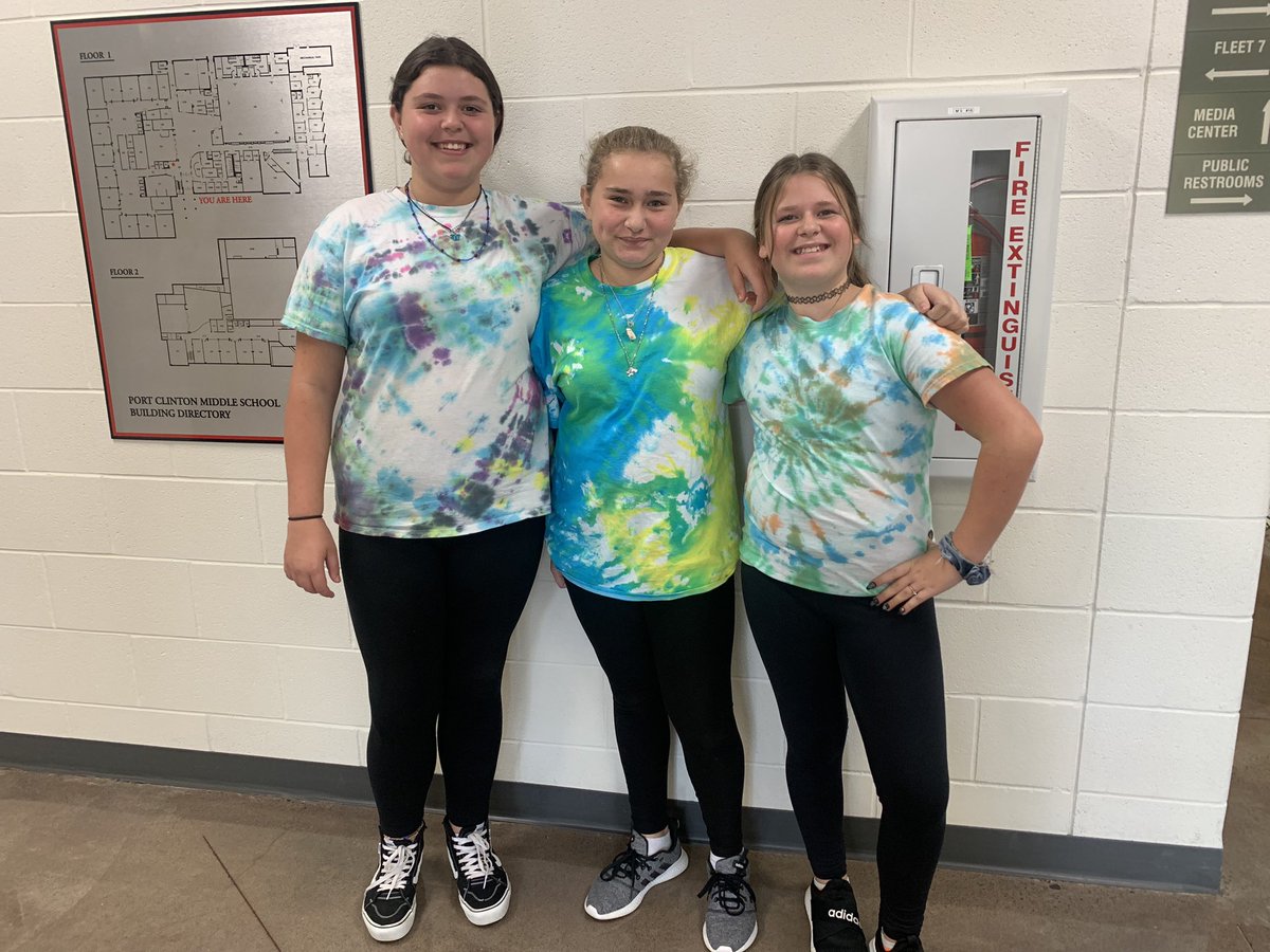 portclintonms's tweet photo. Twin Day at PCMS. 2022 HoCo Spirit Week! https://t.co/LyraomrbgO
