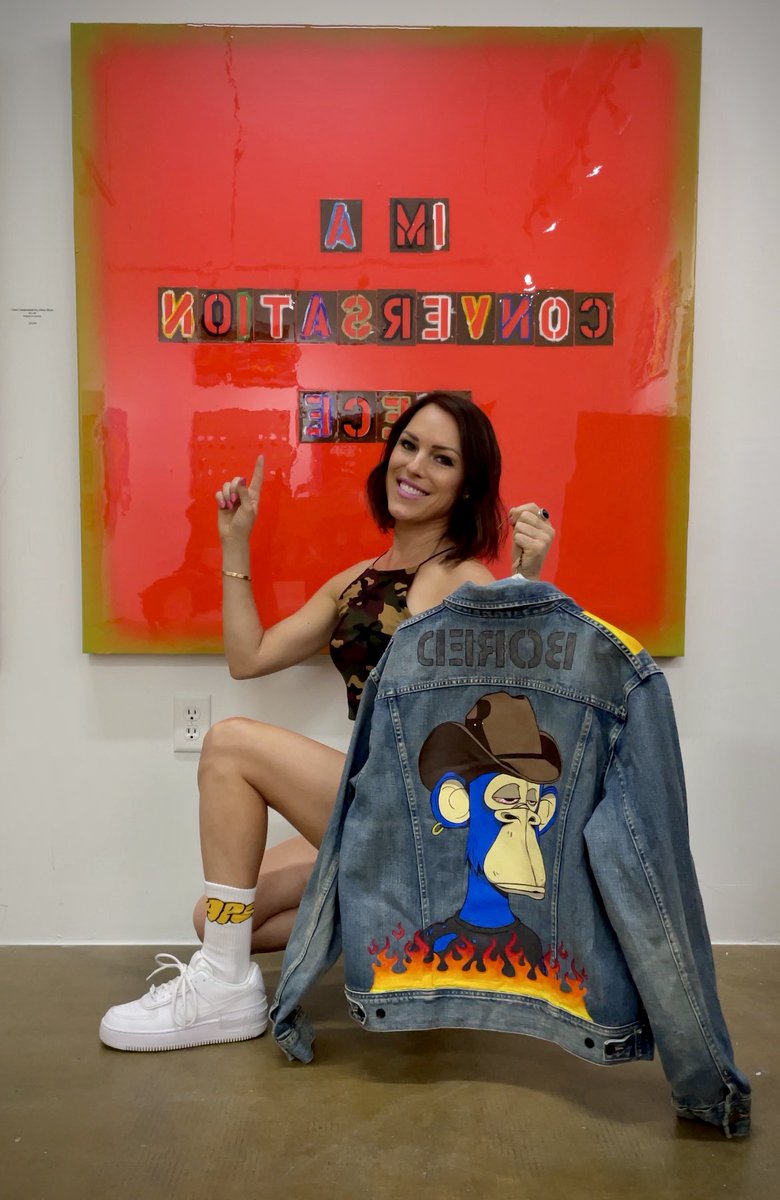 Fabbriology's tweet image. The grail of custom merch. Hand painted denim❤️‍🔥 Who’s next?

@BoredApeYC @FuegoApps