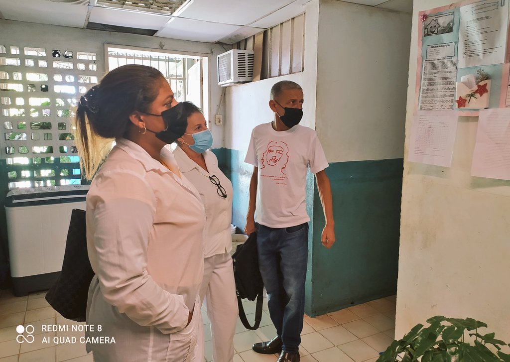 Se realiza visita de supervisión al CDI <a href="/cdilamanga/">CDI Villa La Manga</a> se visita  vivienda la óptica , donde se revisa las condiciones de vida de los colaboradores. #CubaPorLaVida <a href="/cubacooperaven/">Brigada Médica Cubana en Venezuela</a> <a href="/Cubacooperabol2/">Brigada Médica 🇨🇺 Bolívar🇻🇪</a>