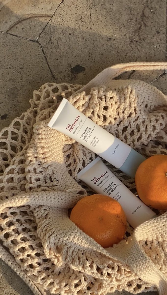 Ceramella Sunscreen be looking good under the sun…
and so is your skin!😉💛☀️