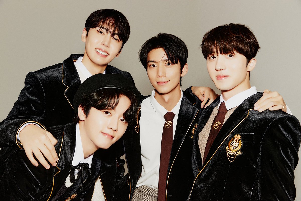 hwiyoungberry's tweet photo. 🖤 https://t.co/WogPCZ0V5E