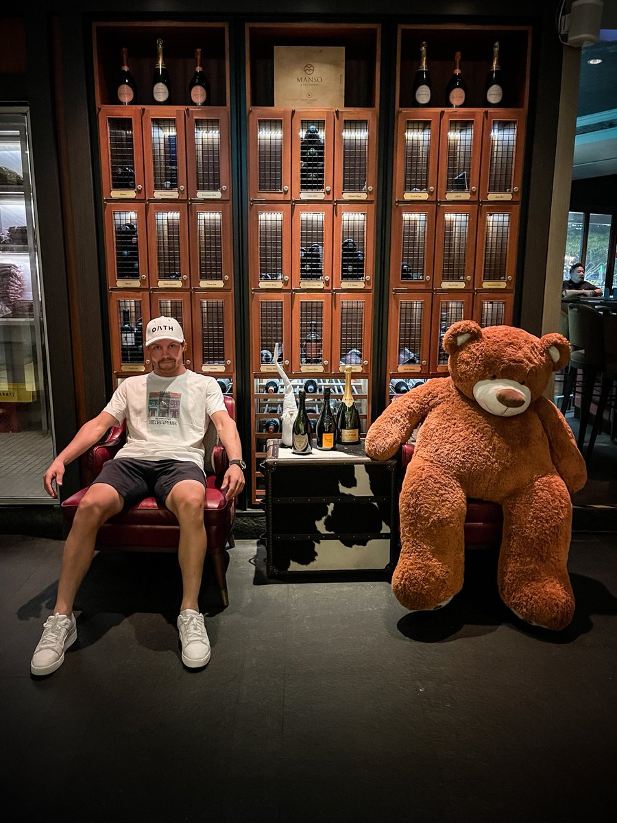 ValtteriBottas's tweet photo. 🐻

#VB77 📷 @tiffanycromwell https://t.co/jIeiDl02ti