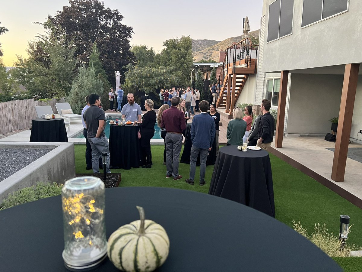 InadomiJ's tweet photo. Enjoying the opportunity to engage and get to know the Spencer Fox Eccles School of Medicine @UofUMedicine  medical students at our annual Internal Medicine Student Social @UofUInternalMed 
#MedicineElevated #MedTwitter #IMStudentSocial https://t.co/CNy7u2pVOH