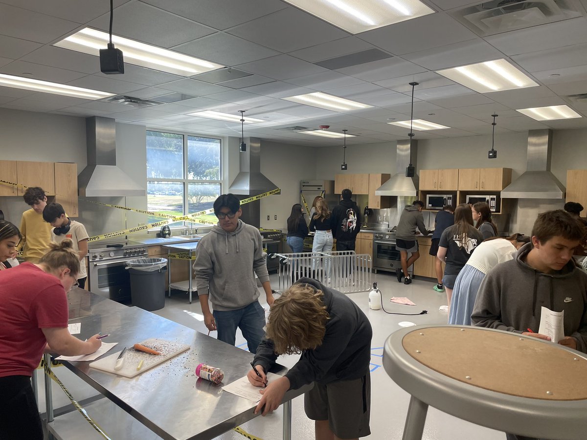 MaryHigby6's tweet photo. Trying to solve some kitchen nightmares with some detective work. #safetyinthekitchen @RHSRaiders @ctedentonisd @gperkins1 https://t.co/m5Gmx5g9i6