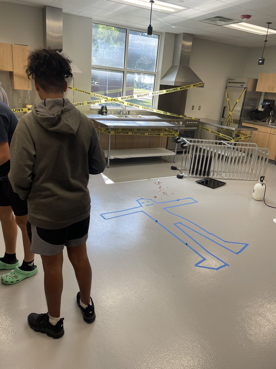 MaryHigby6's tweet photo. Trying to solve some kitchen nightmares with some detective work. #safetyinthekitchen @RHSRaiders @ctedentonisd @gperkins1 https://t.co/m5Gmx5g9i6
