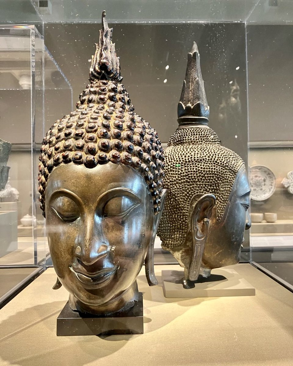 asianartmuseum's tweet photo. "Some of the pieces that resonated with me." — @ jasonthechao

We love seeing the museum #FromYourPerspective!🤩 

🏛️ Plan ahead for November's #FreeFirstSunday or visit for #MuseumMonday instead!
https://t.co/mte7GaHpt1

📷: @ jasonthechao, @ cj_ch_g, @ michaelseesit, @ milane.p https://t.co/RLWZjyJQBg